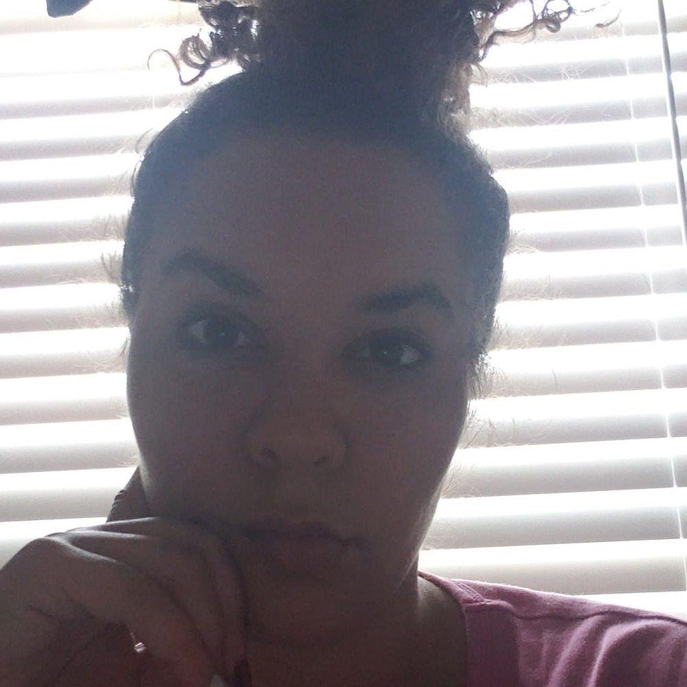 Meet your Posher, Melina